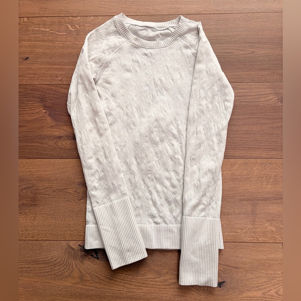 Lululemon Tee - Picture 2 of 3